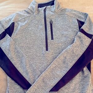 GIFT - Never been worn North Face FLASHDRY base layer.